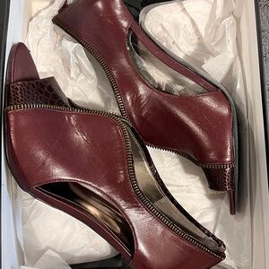 Elegant Burgundy Open-Toe Women's Shoes